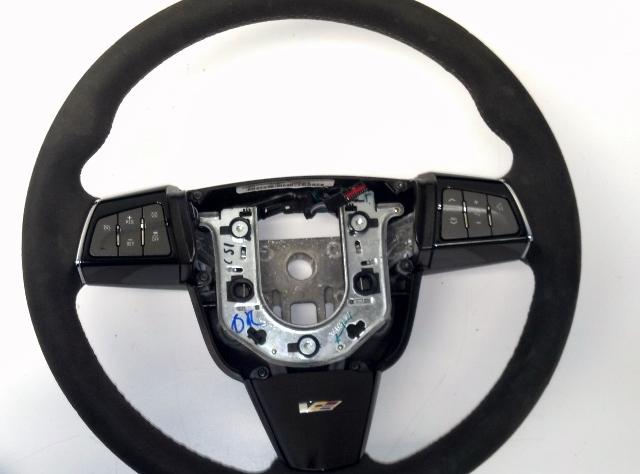 08-14 Cadillac CTSV Steering Wheel And Shift Knob 22855918